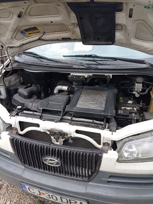 hyundai h1, basculă cu prelată. Toate actele valabile . Detalii la tel, o749   22 3737