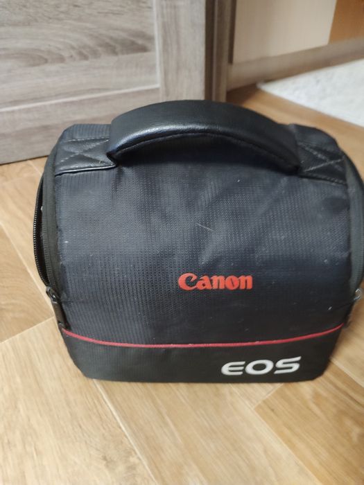 Продам фотоаппарат Nikon D5200