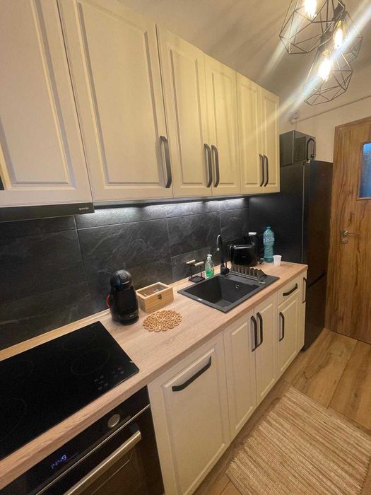 Caut colega de apartament