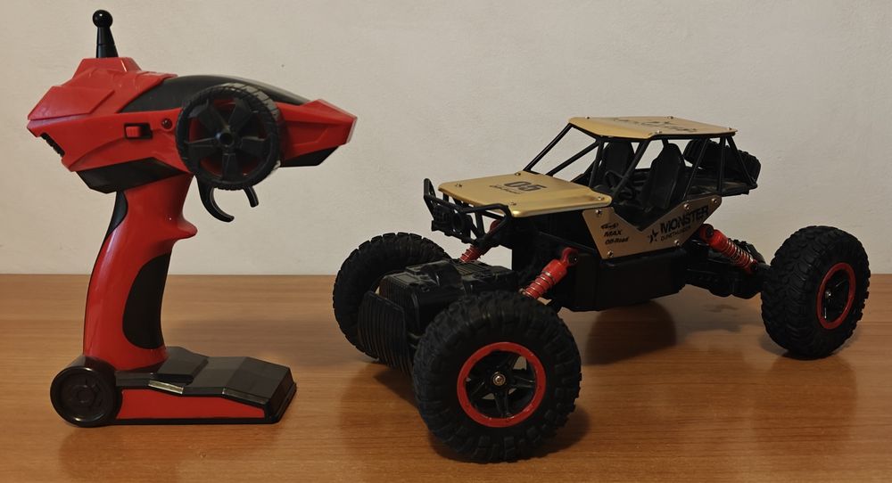 Masinuta RC cu telecomanda