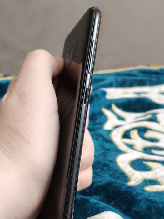 Обменяю samsung s8 64/6GB