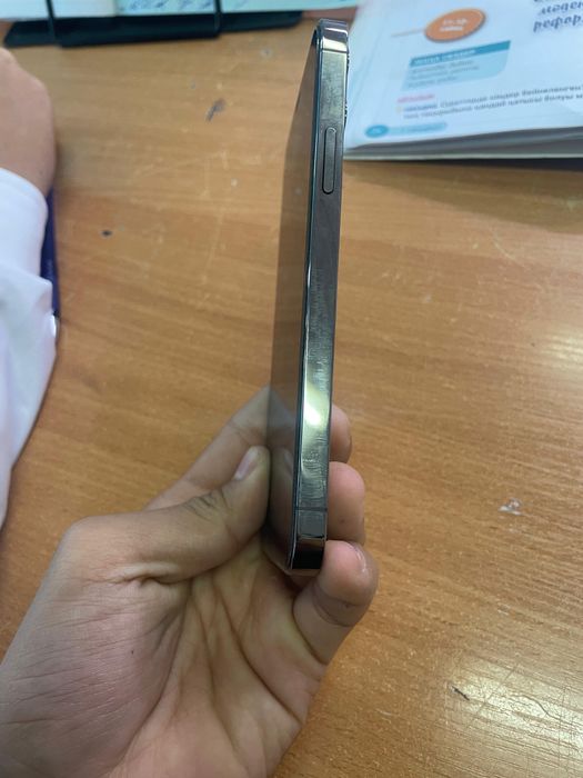 Продам iPhone 12 pro