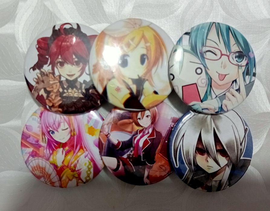 Срочно продам рандомные значки