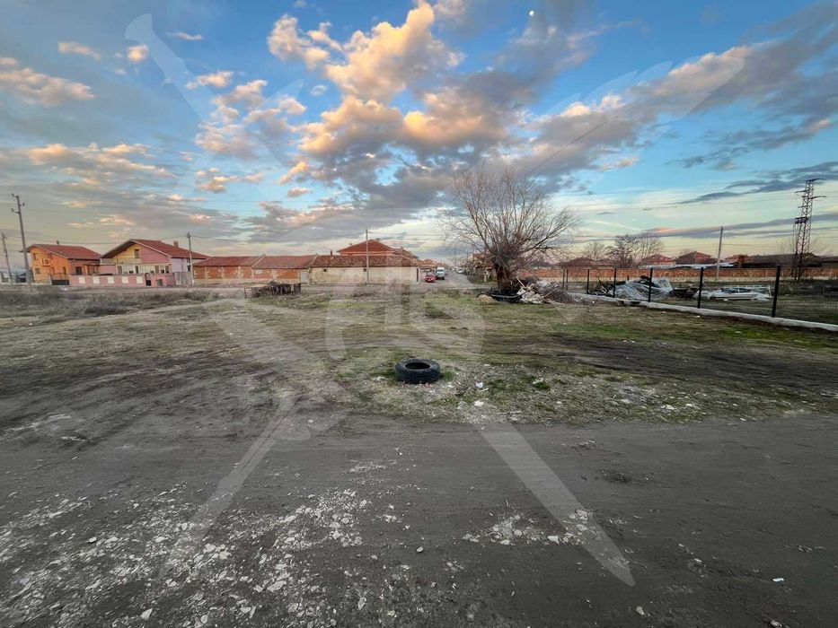 Продава се Парцел в с. Маноле, Област Пловдив - 1000 кв.м за 18 €/кв.м - Снимка #1