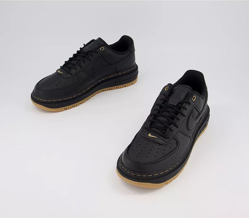 Nike Air Force 1 Luxe