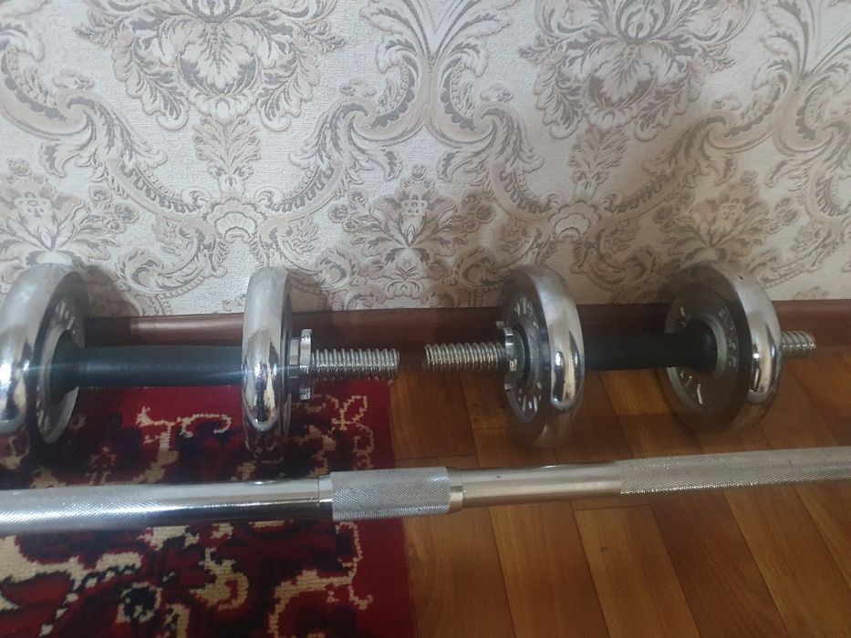 Продаются гантели и штанга