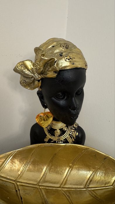 Статуэтка Африканка