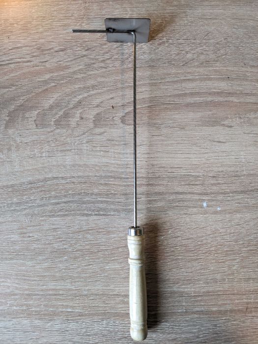 Туристическа метална печка на дърва за палатки.