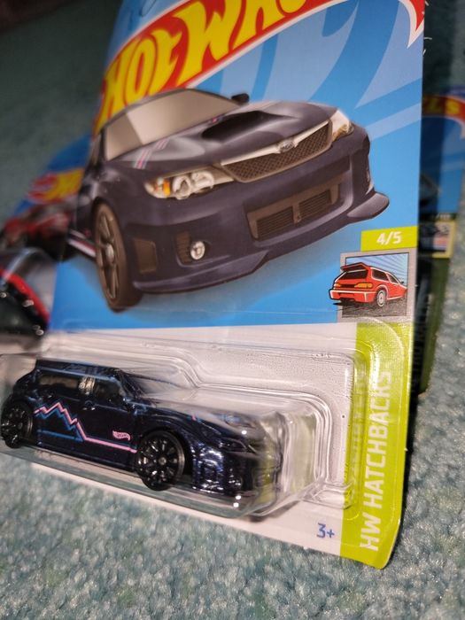 Hot wheels машинки