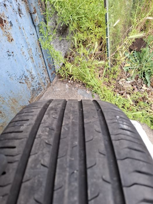 Anvelope vara 235 55 R18