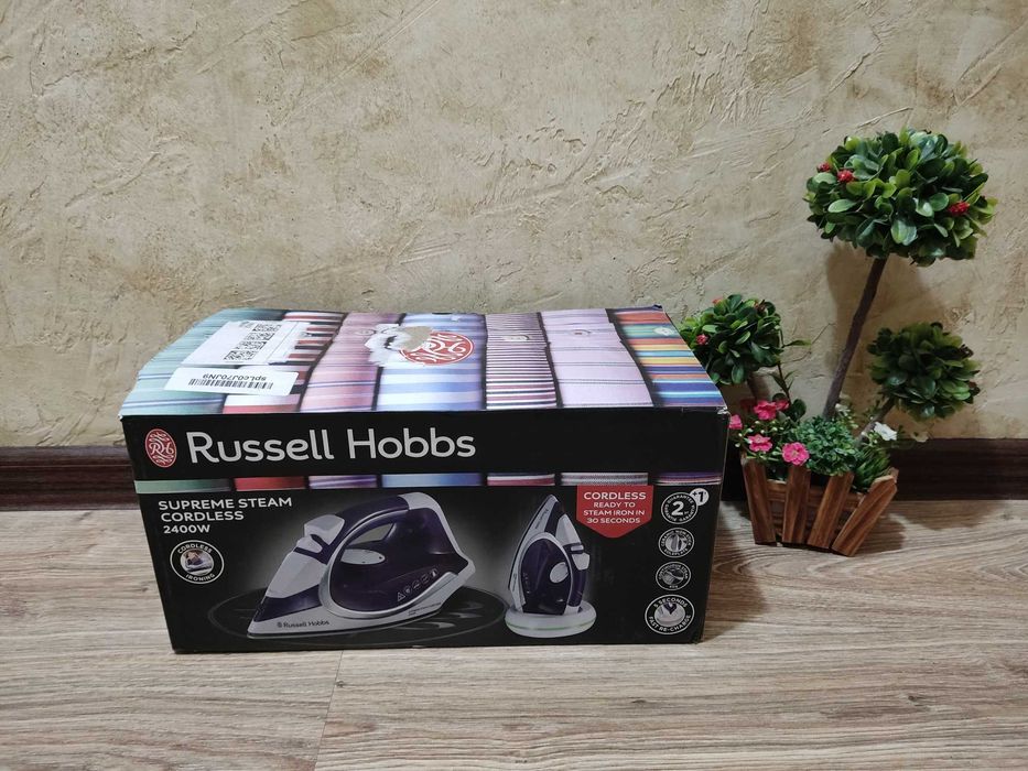 Russell Hobbs Supreme Steam Cordless 2400W – нова безжична ютия