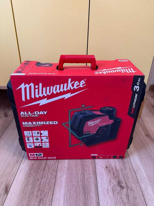 Nivela Laser Milwaukee M12 CLLP-301C