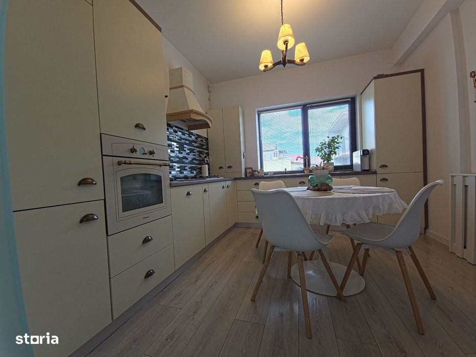 Palazu Mare Duplex Premium 4 Camere  Mobilat si Utilat  Curte 2 Parcar