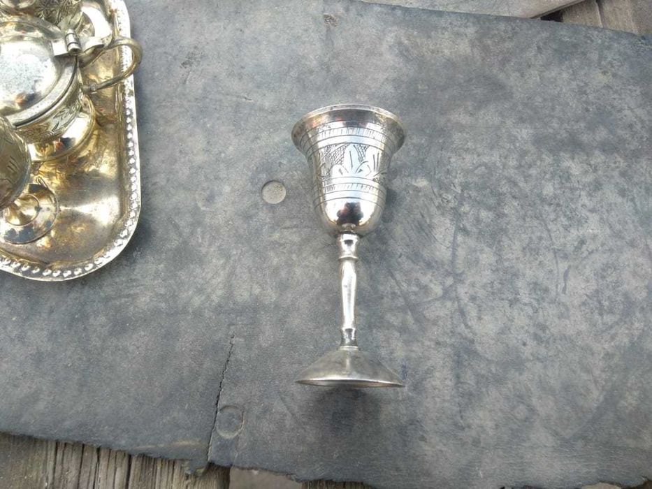 Продам раритетную посуду .