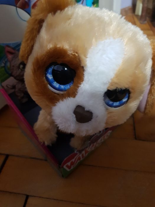 Интерактивно куче fur real