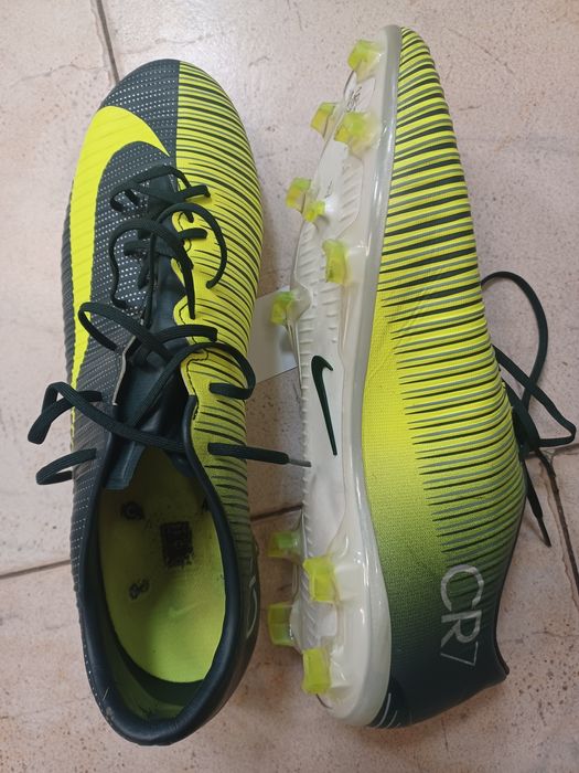 Найк Адидас Футболни обувки Бутонки детски калеври стоножки за деца