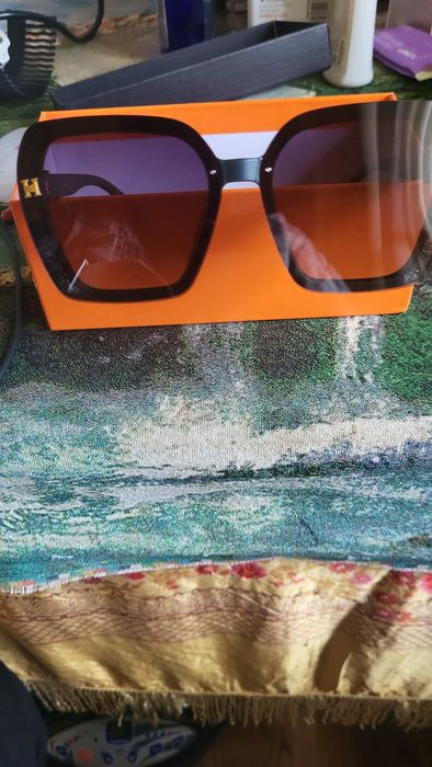 Продам брендовые очки