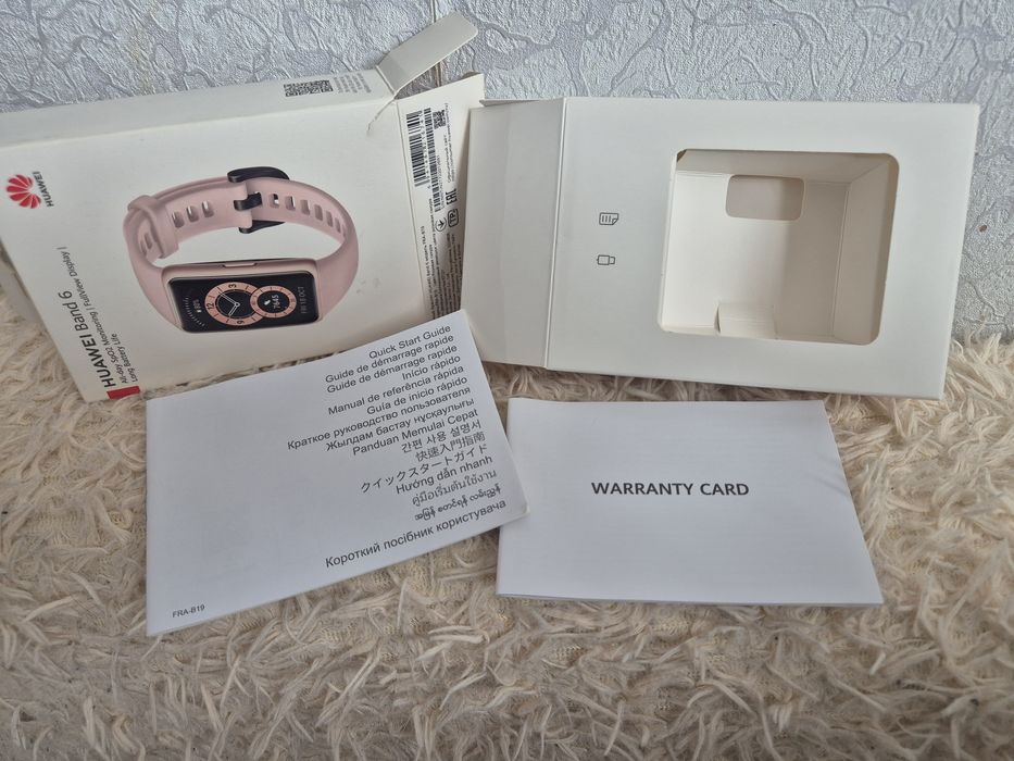 Продам часы Huawei Band 6-3E5