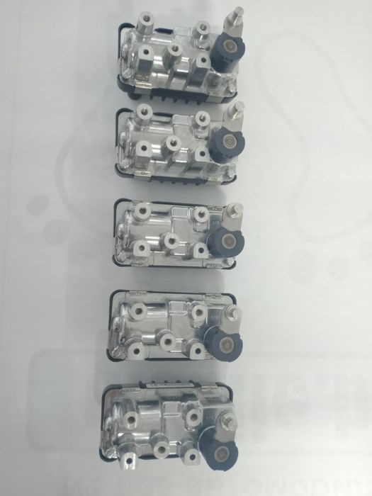 Актуатор,моторче,управление турбо Мерцедес/Mercedes 320cdi,350cdi,3.0d