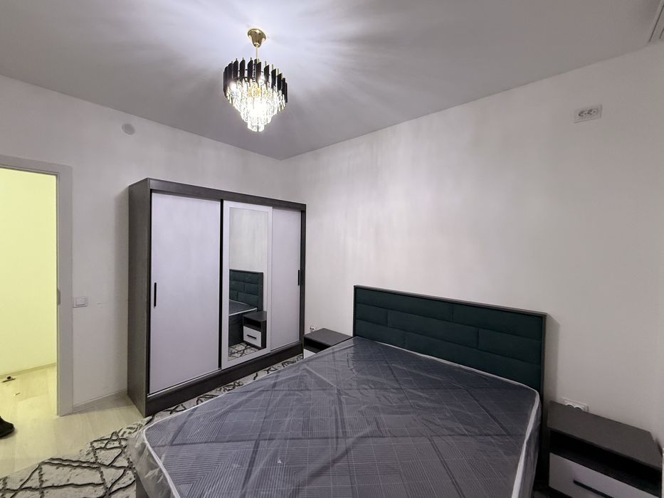 Продаю сваю квартиру Golden house Assalom havo