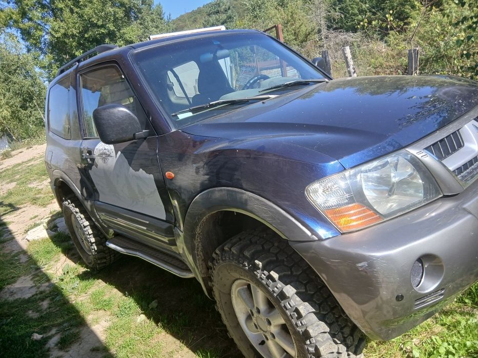 Mitsubishi Pajero III