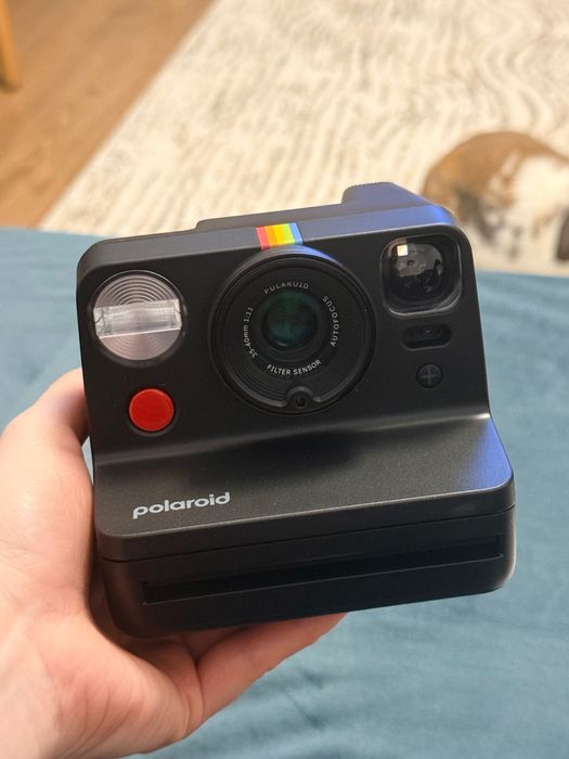 Aparat foto Polaroid Now+ Generation 3 + App Control, în garanție
