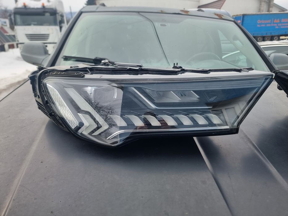 Far stanga dreapta audi Q7 facelift cod 4M0941039C 4M0941040C