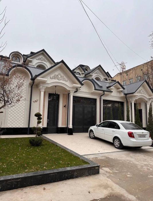 Продаётся евро дом Мирзо Улугбек на улица олтин тепа со всем удобством