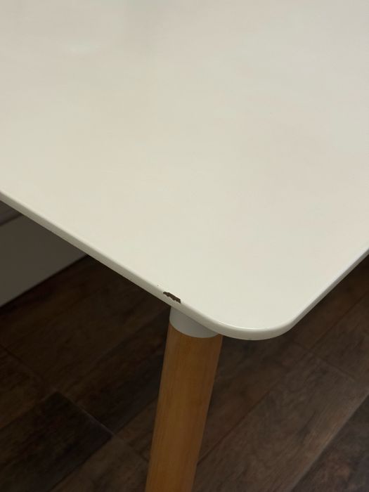 Colțar, masă și 4 scaune pliabile