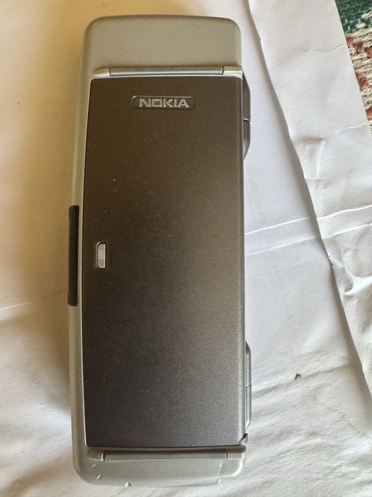 Nokia 9300 i functional de colectie.