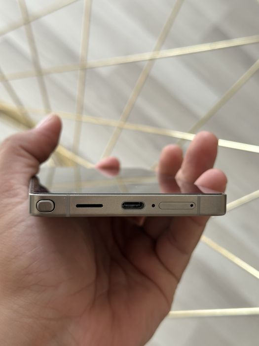 Vand / Schimb Samsung S25 Ultra 512 GB Ca Nou