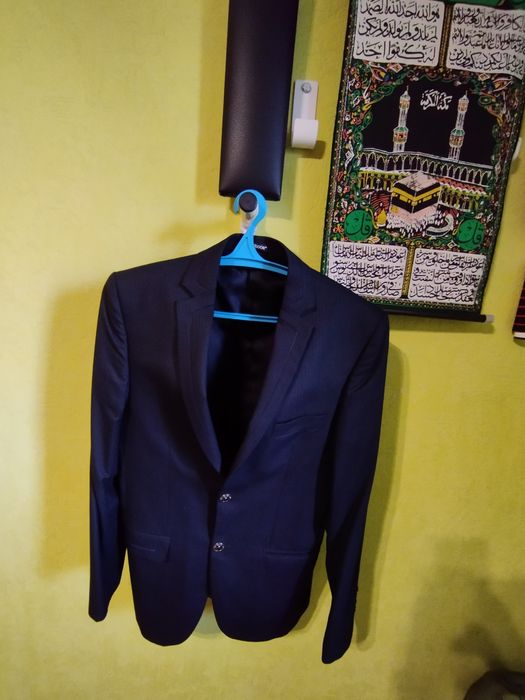 Костюм мужской для молодежи