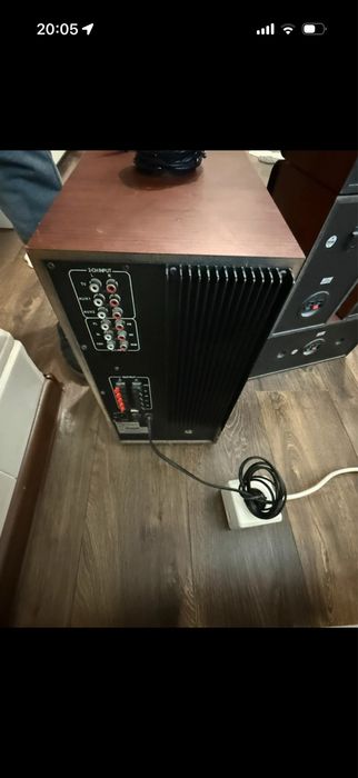 Boxe genius 5.1  (in stare buna de funcionare)