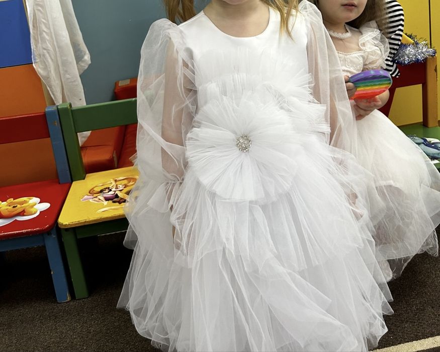 Продам платье на девочку