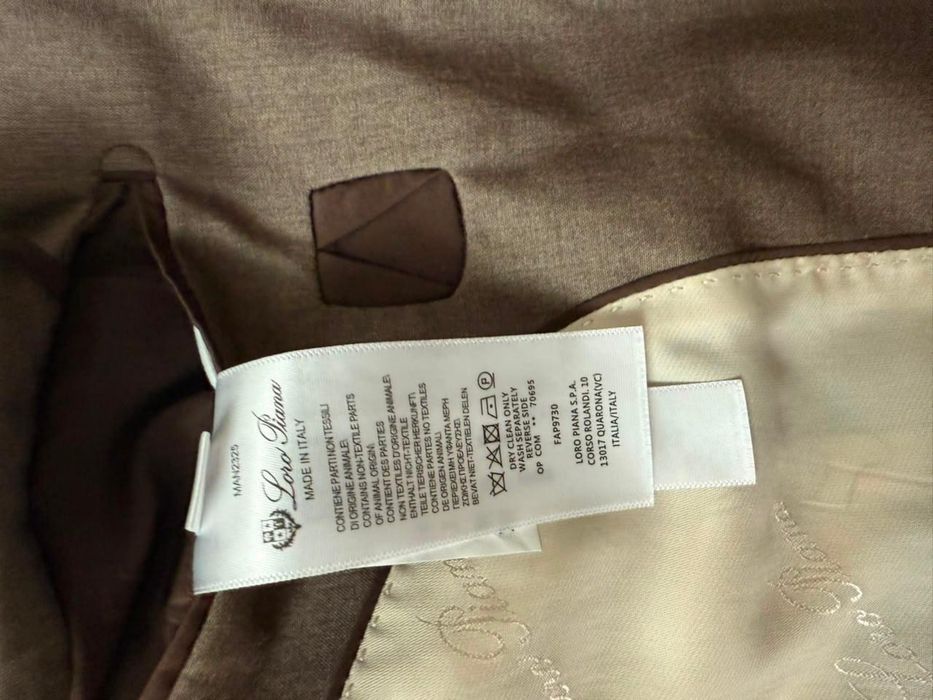 Продам костюм loro piana
