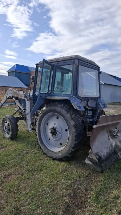 Продам трактор мтз82