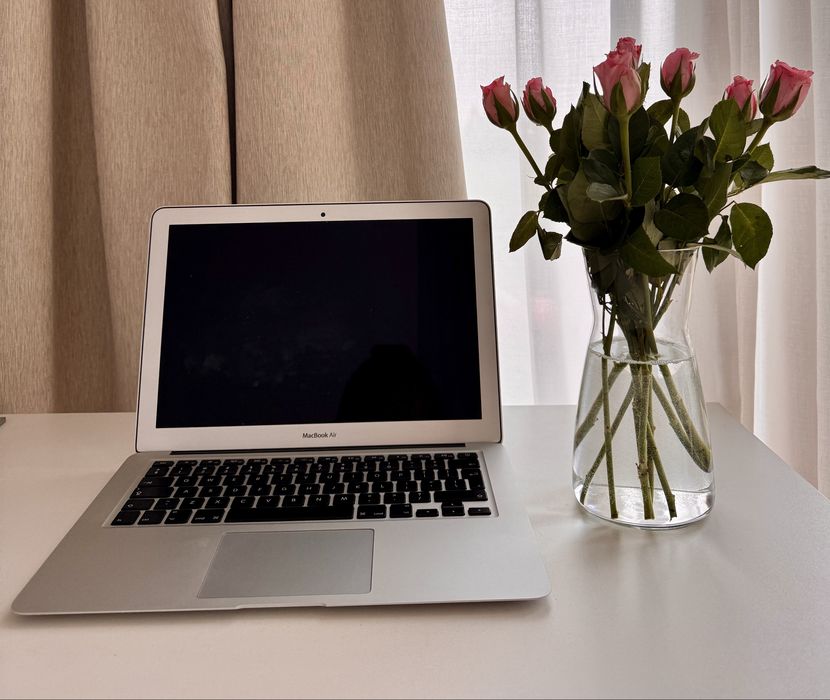 macbook air 2017 second hand si noi de vanzare • Anunturi • OLX.ro