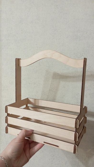 Переноска деревянная