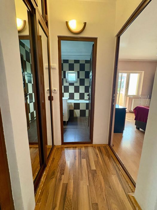 PROPRIETAR - Vand apartament 2 camere, decomandat, in Pitesti, etaj intermediar