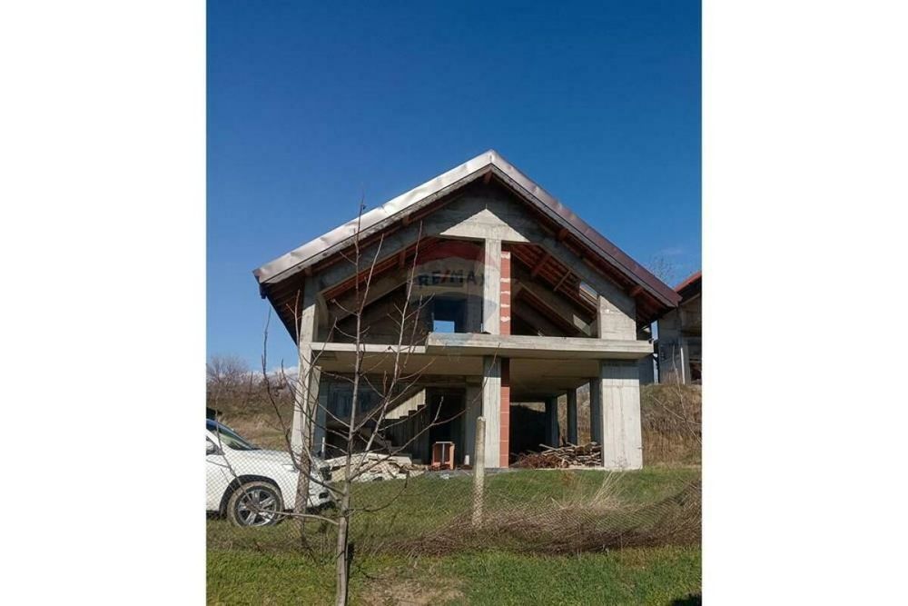 Продава се Къща в с. Джигурово, Област Благоевград - 174 кв.м за 367 €/кв.м - Снимка #1