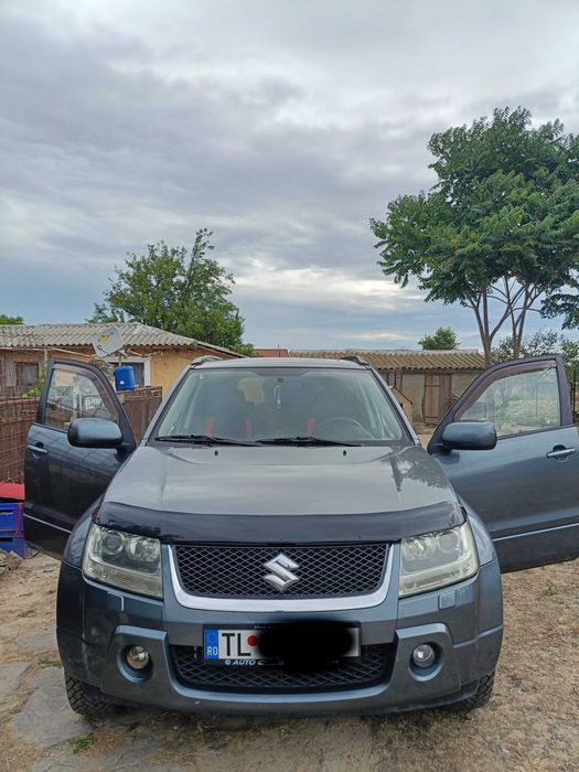 Vând Suzuki Grand Vitara