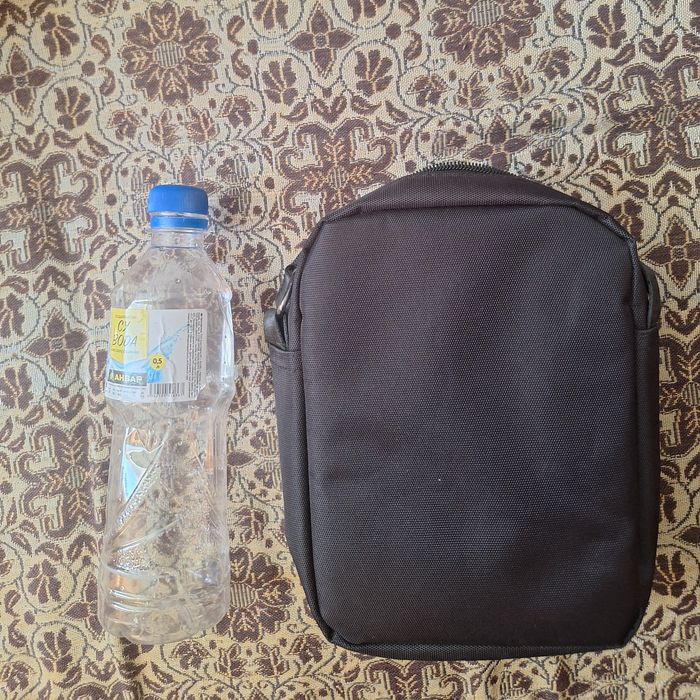 Барсетка продается