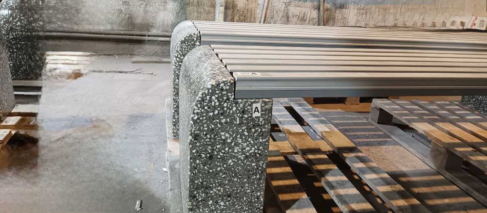 Уличные скамейке вазон урна