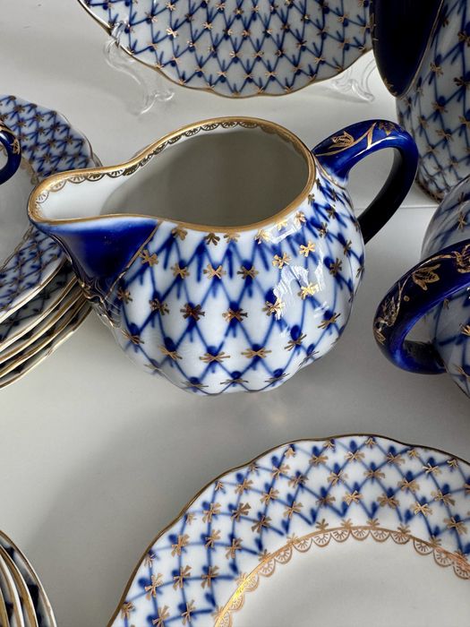 Кобалтова мрежа ЛФЗ, сервиз за чай.