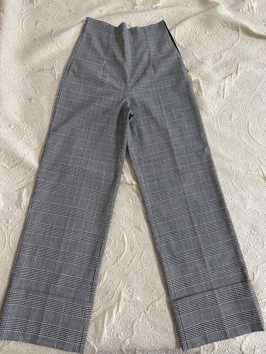 Сив панталон на Зара