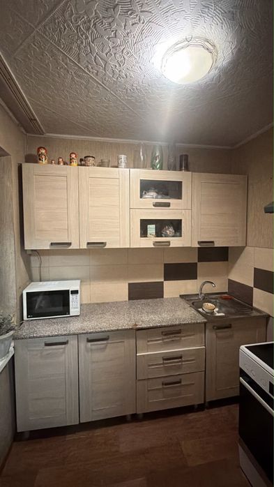 Продам б/у кухонный шкаф.