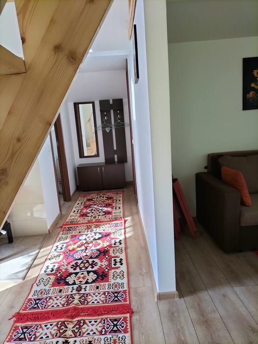 Închiriez căsuța în regim hotelier