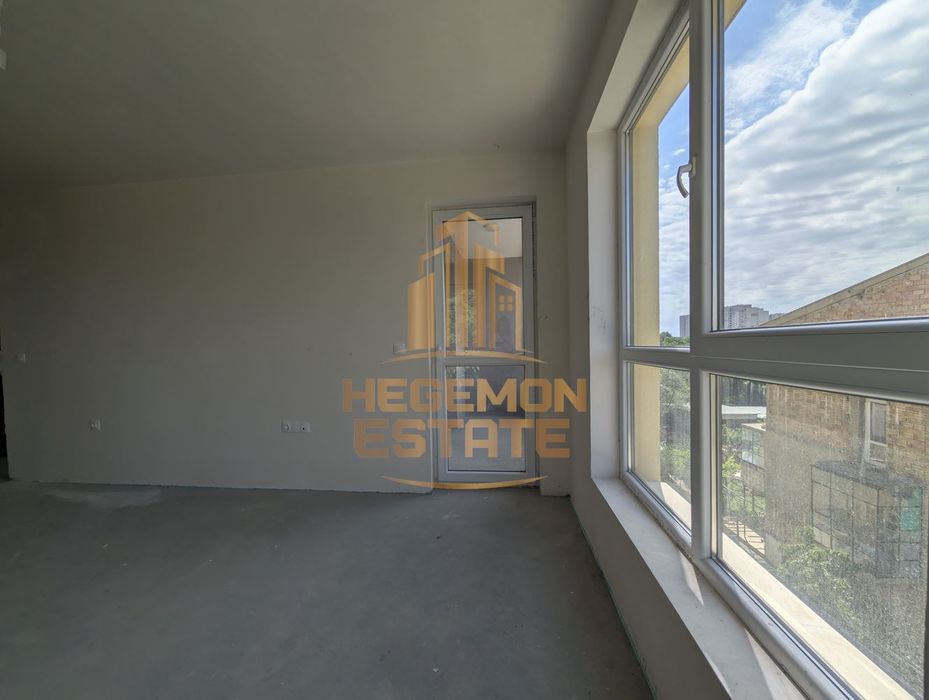 Продава се Двустаен апартамент в Варна, Левски - 61 кв.м за 2173 €/кв.м - Снимка #1