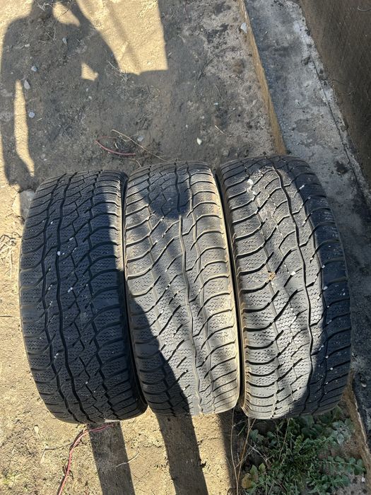 Продам зимние шины 215/55/r17