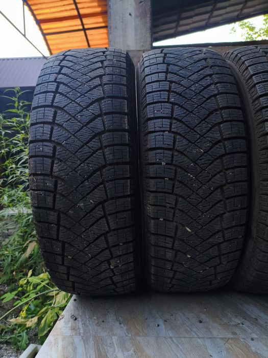 225 60 R18 Pirelli 2023 Год Шины